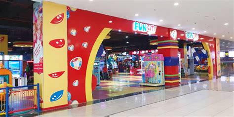 fun city elante mall chandigarh.